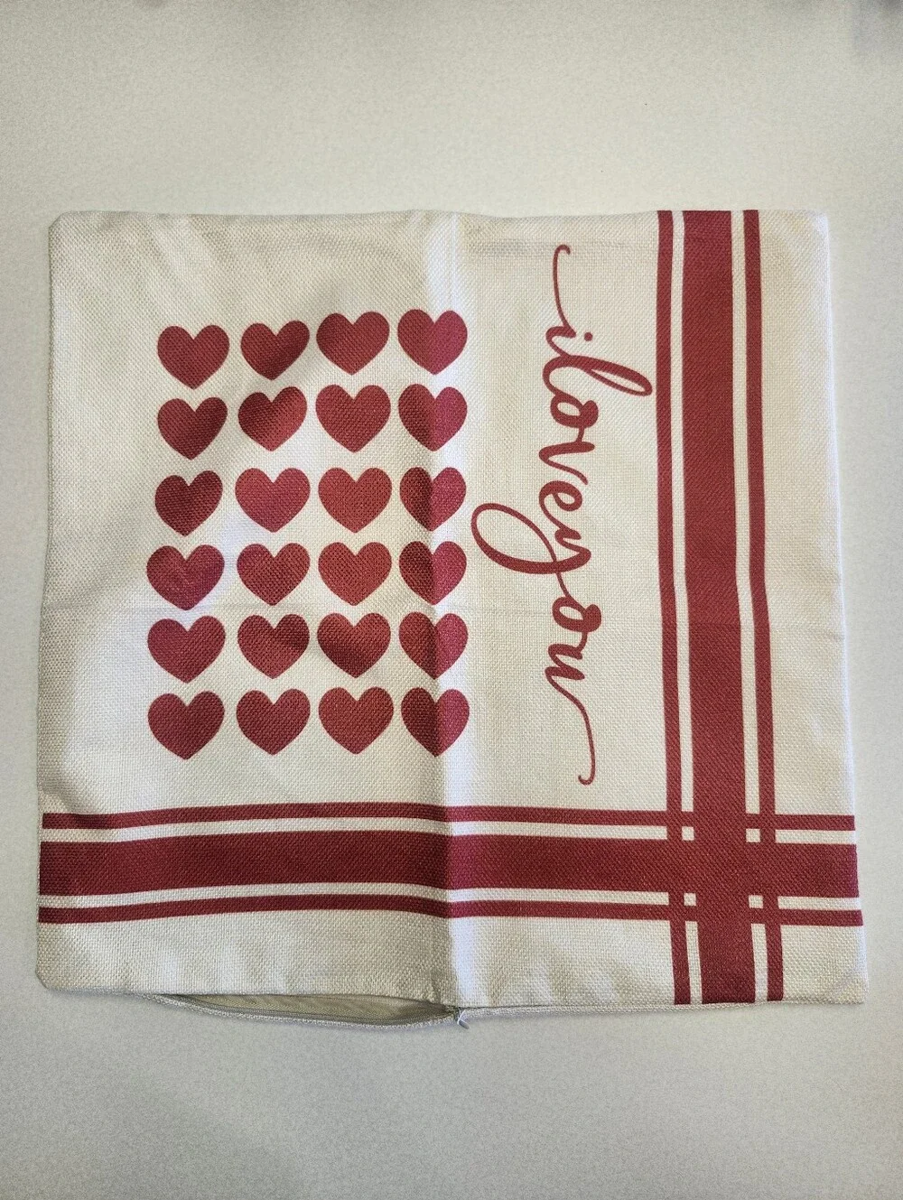Set Of 4 Red & Cream Valentines Day Pillow Covers, NWOT, 17